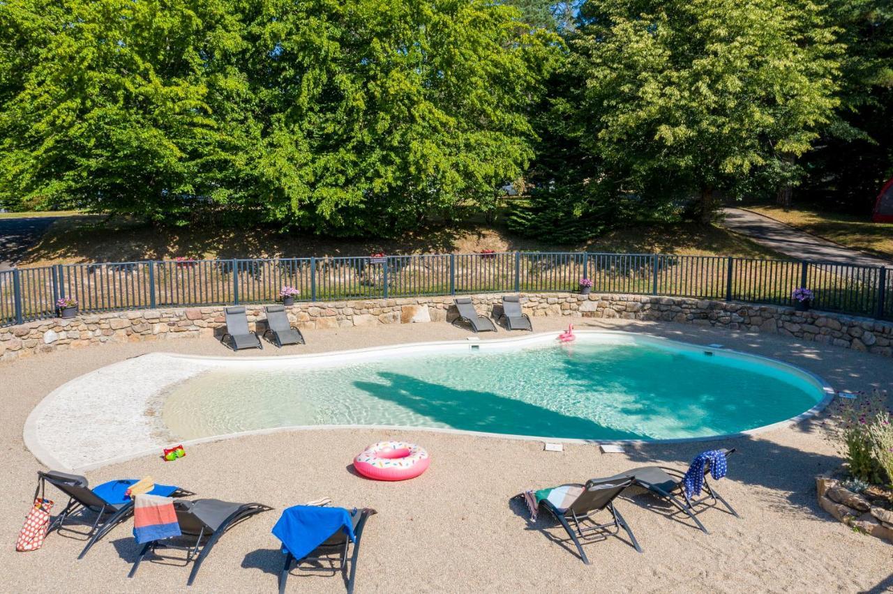 Camping Du Lac Marcillac-la-Croisille Екстер'єр фото