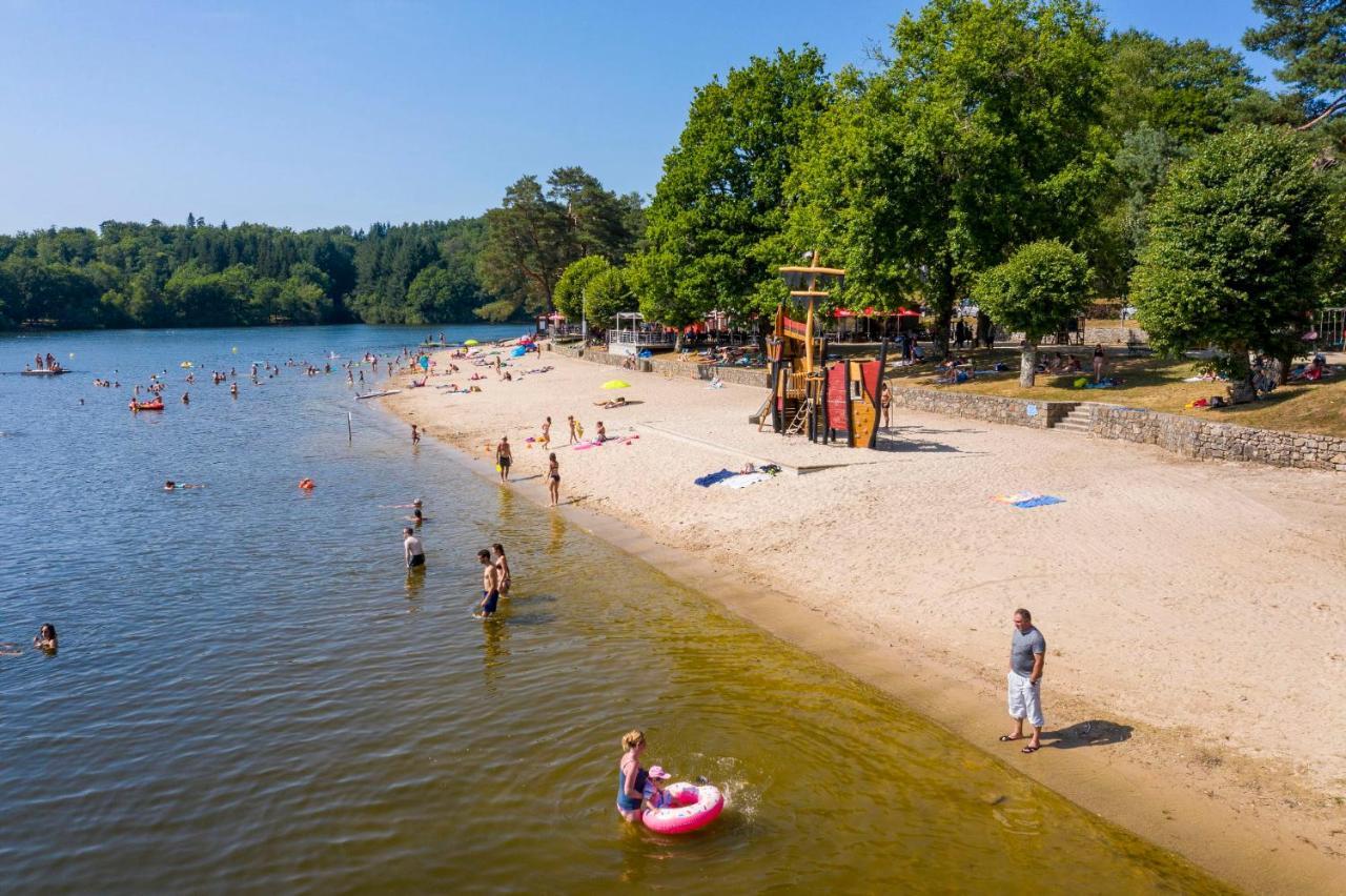 Camping Du Lac Marcillac-la-Croisille Екстер'єр фото