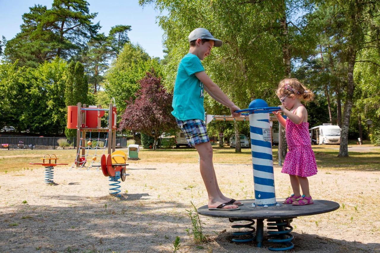 Camping Du Lac Marcillac-la-Croisille Екстер'єр фото