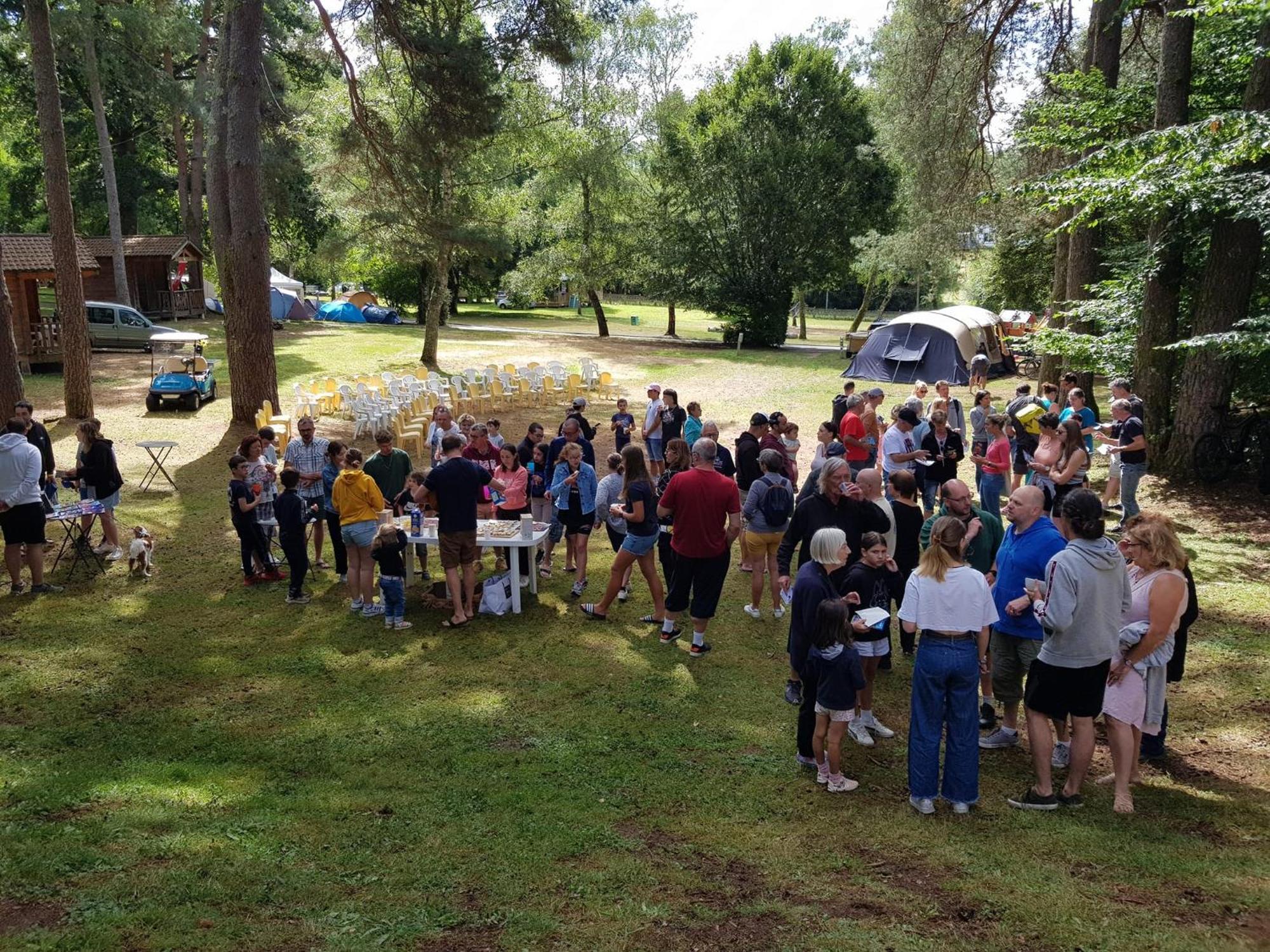 Camping Du Lac Marcillac-la-Croisille Екстер'єр фото