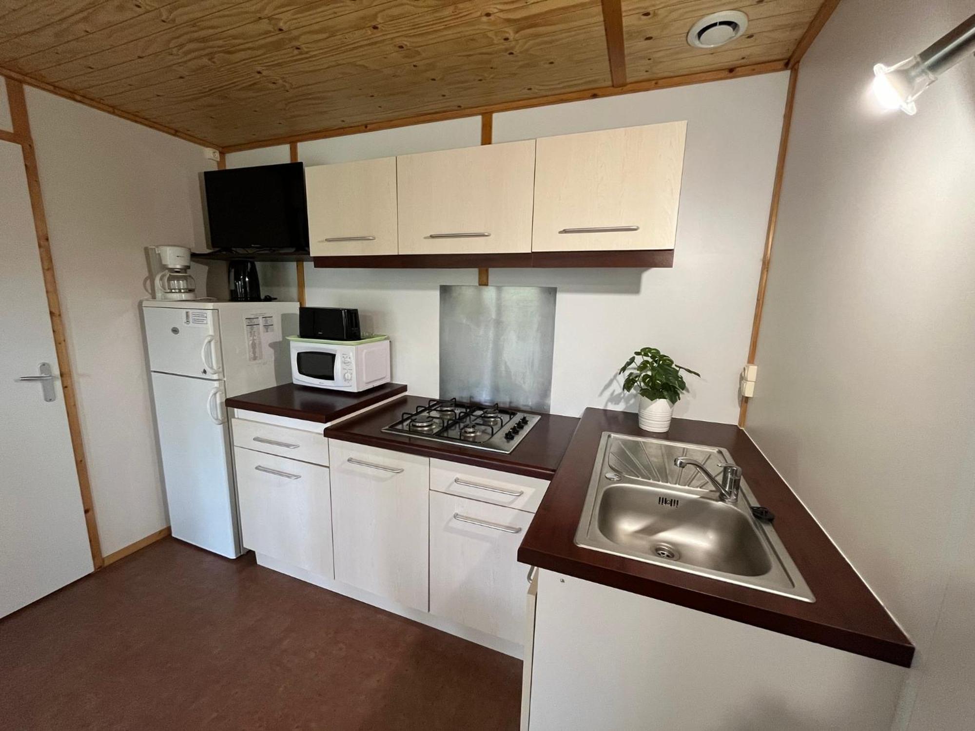 Camping Du Lac Marcillac-la-Croisille Екстер'єр фото